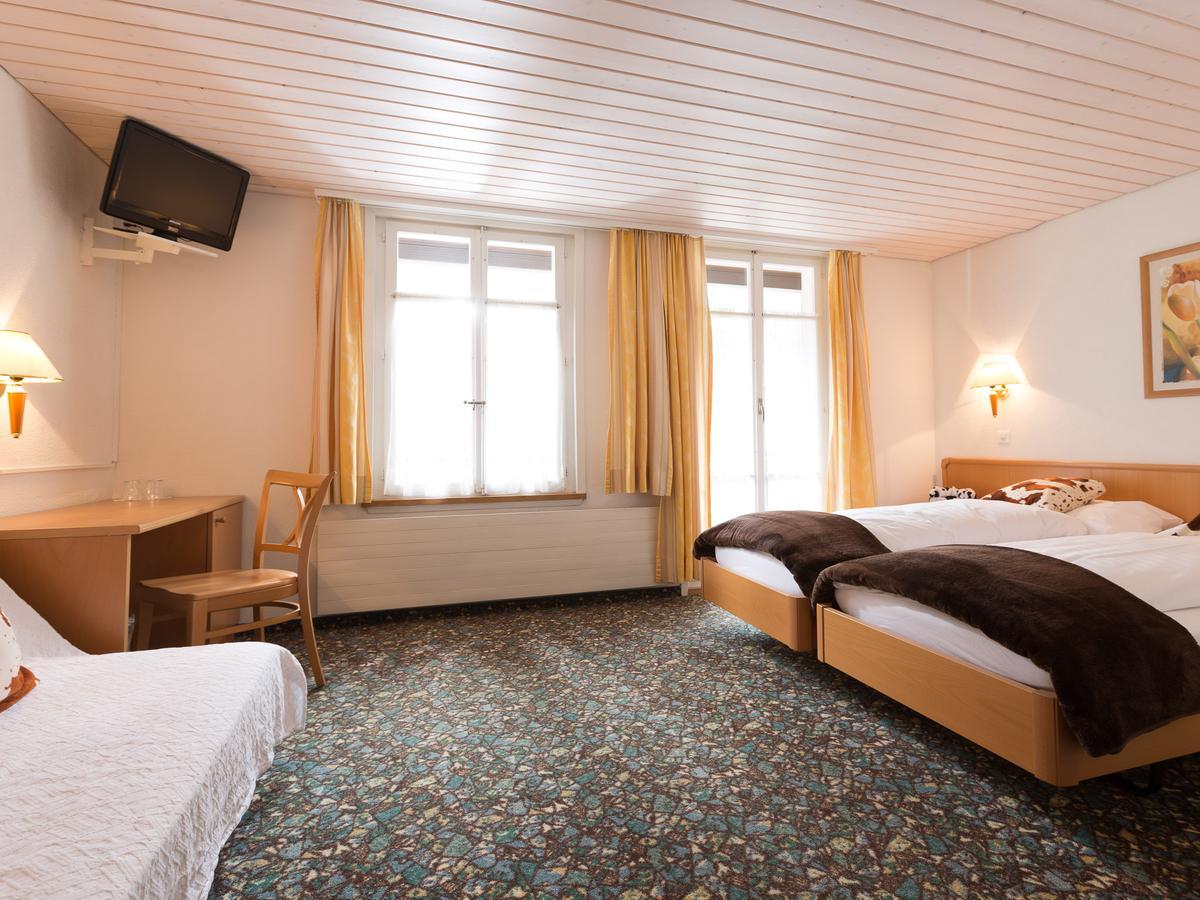 Hotel Oberland Лаутербруннен Номер фото