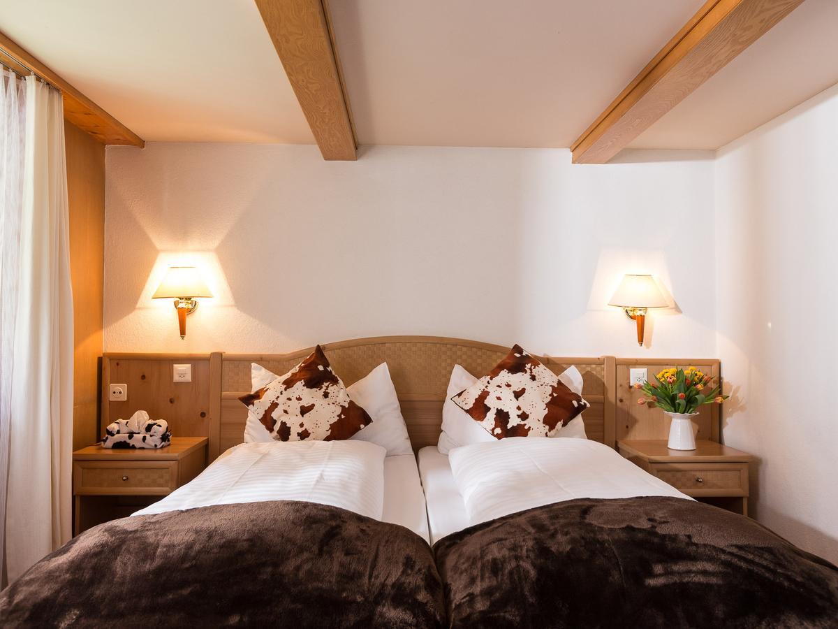 Hotel Oberland Лаутербруннен Номер фото
