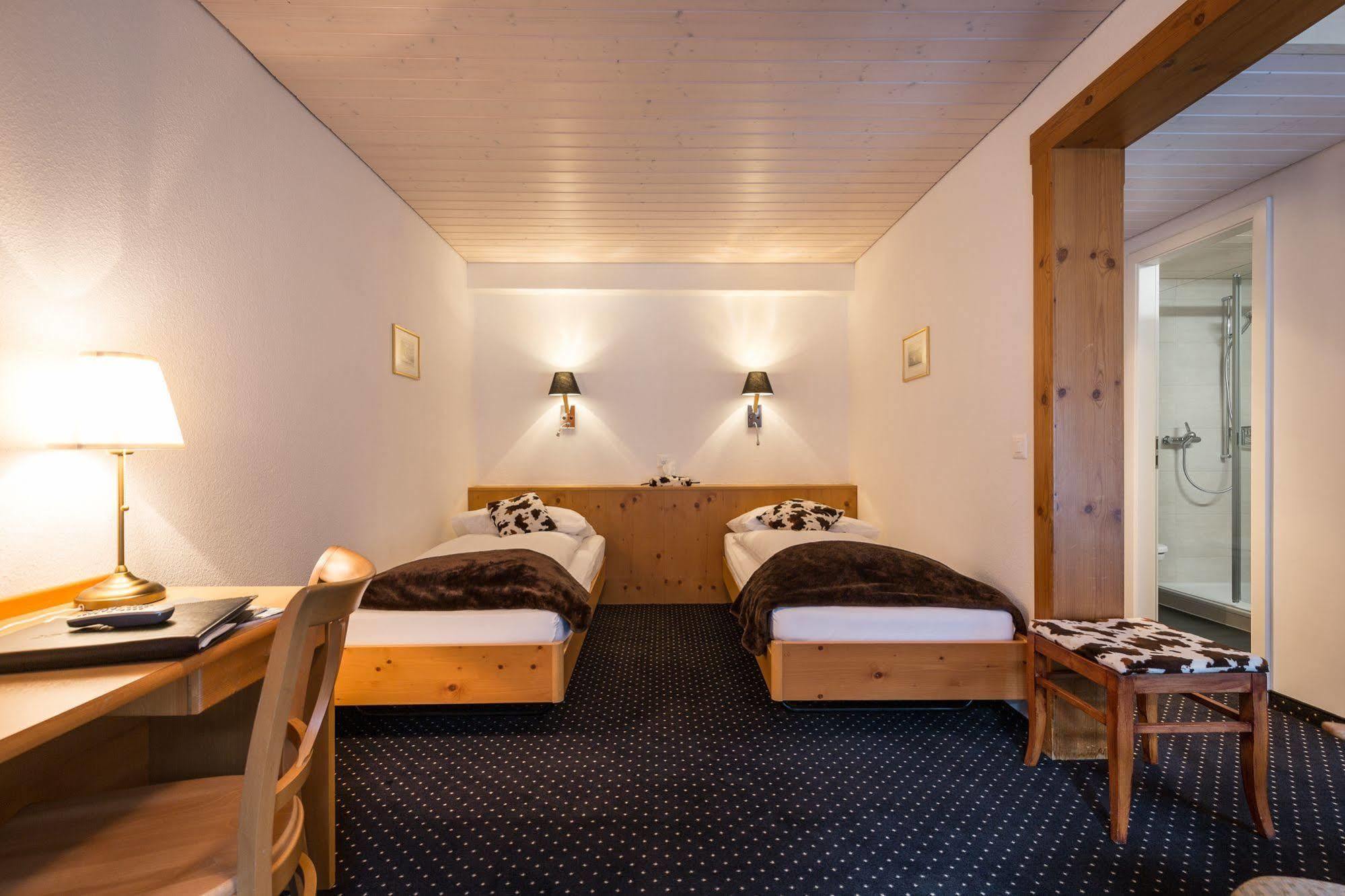 Hotel Oberland Лаутербруннен Экстерьер фото