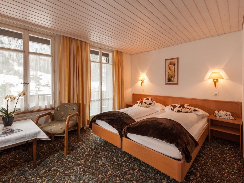 Hotel Oberland Лаутербруннен Номер фото