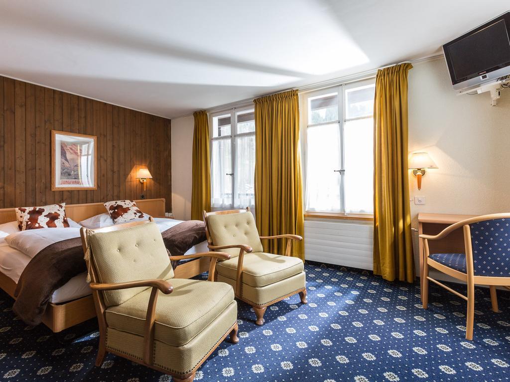 Hotel Oberland Лаутербруннен Номер фото